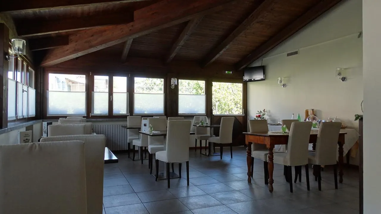 Hotel Montescano